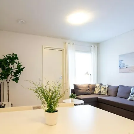 Convenient For 6 * Espoo